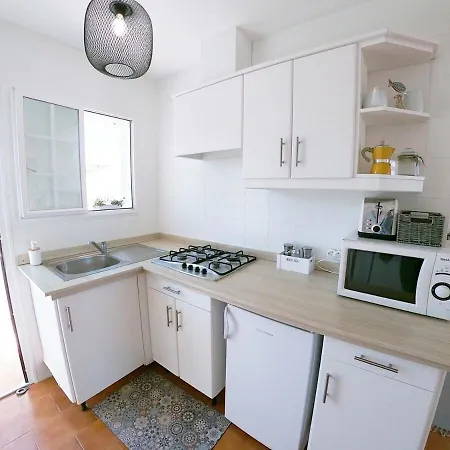 302 Castell Sol Cb Apartment *